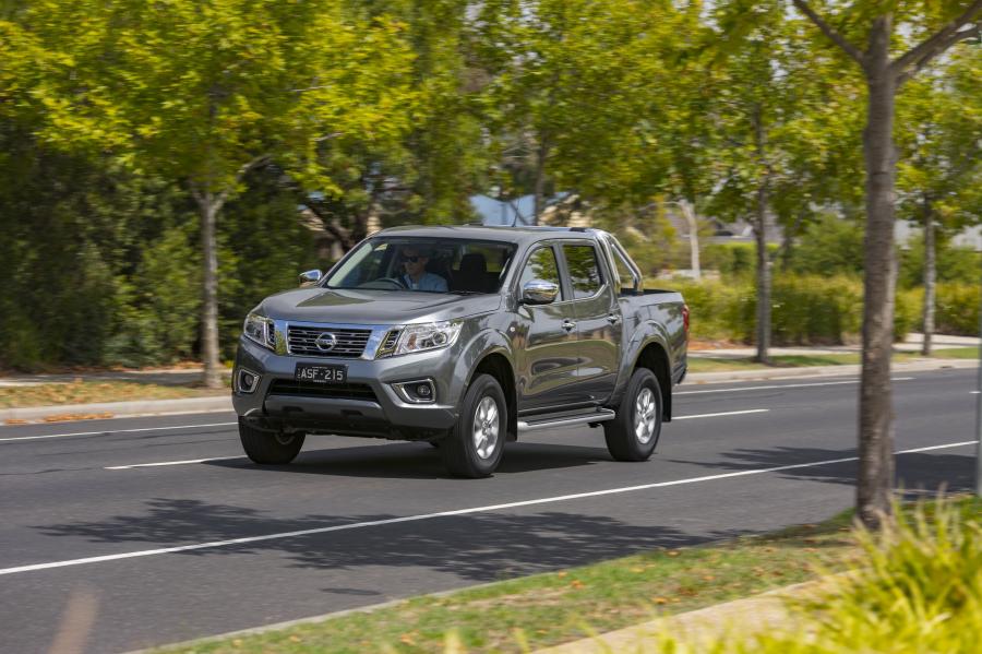  Nissan Navara ST Dual Cab (D23) 2017 года  (AU) (фото 16 из 29)